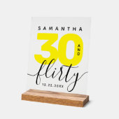 Modernes Girly Bright Yellow 30 und Koketter Gebur Acrylschild (Winkel)