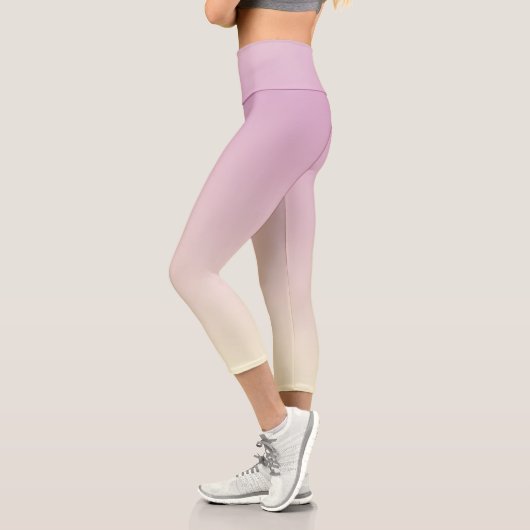 Modernes Girly Light Lila Ombre Capri Leggings (Links)