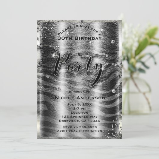 Modernes Glam Schwarz-weißes Zebra & Silver Bling  Einladung (Stehend Vorderseite)