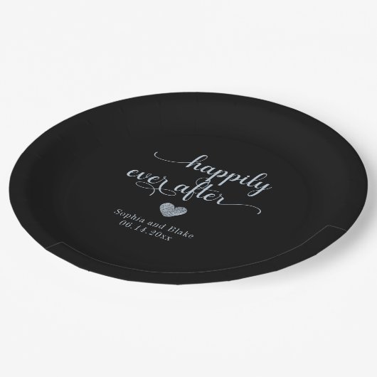 Modernes Glück nach Hochzeit Pappteller (Schrägansicht)