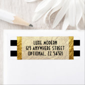 Modernes Gold auf Schwarz-weißer Strip-Rücksendead (Insitu)