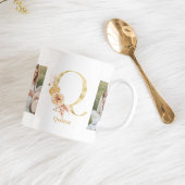 Modernes Gold-Blume Letter Q | Monogramm für zwei Kaffeetasse