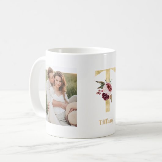 Modernes Gold Blume Letter T | Monogramm für zwei  Kaffeetasse (Vorderseite Links)