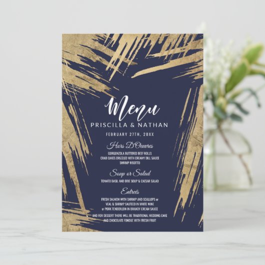 Modernes Gold Brushstrokes Navy Blue Wedding Menu Einladung (Stehend Vorderseite)