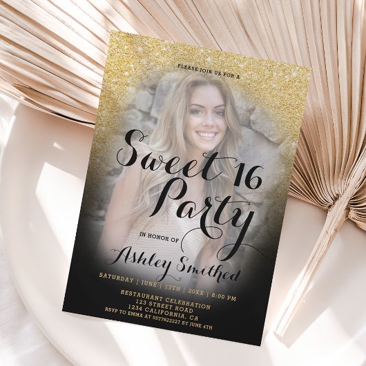 Modernes Gold Glitzer Schwarzer Ober Foto Sweet 16 Einladung