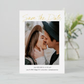 Modernes Gold Script Minimales Foto Save the Date Folieneinladung (Stehend vorne)