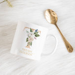 Modernes Gold Watercolor Blume Letter T | Monogram Kaffeetasse<br><div class="desc">Modernes Gold Watercolor Blume Letter T | Monogramm</div>