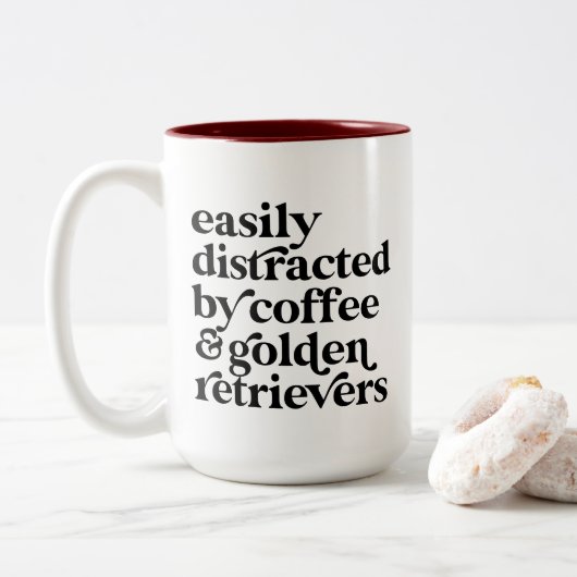 Modernes Goldenes Retriever Personalisiert Zweifarbige Tasse (Mit Donut)