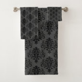 Modernes Gothic Gray Black Damask Muster Badhandtuch Set (Insitu)