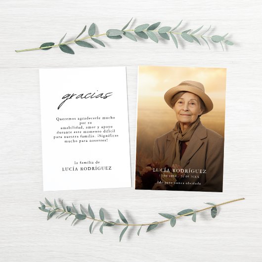 Modernes Gracias Spanisches Foto zur Beerdigung Dankeskarte