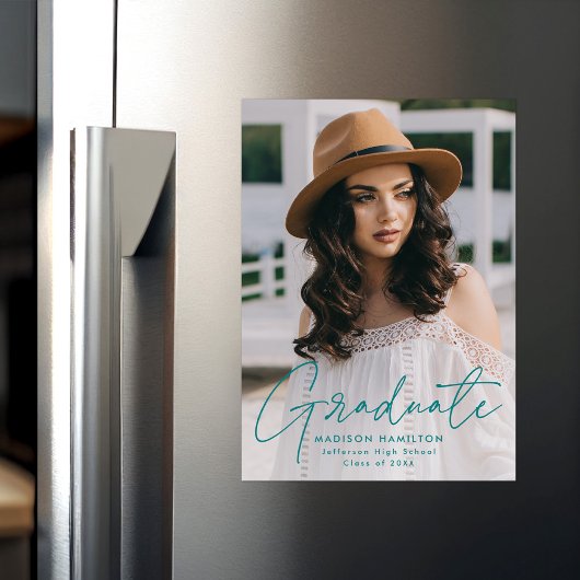 Modernes Graduate Aquamarin Script Foto Magneteinladung