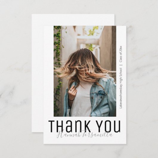 Modernes Graduate Foto dank Typografie Abschluss Dankeskarte (Vorne/Hinten)
