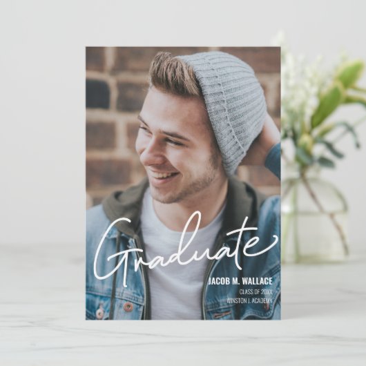 Modernes Graduate Foto Party Einladung (Stehend Vorderseite)