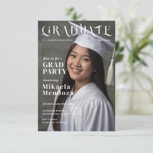 Modernes Graduate Magazine Cover Inspirierter Absc Einladung (Stehend Vorderseite)