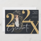 Modernes Graduate Script 2022 Concentric Arch Foto Einladung (Vorderseite)