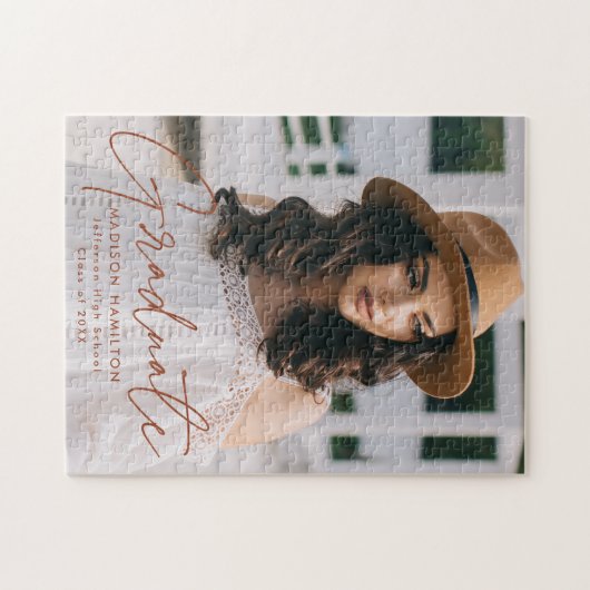 Modernes Graduate Terracotta Script Foto Abschluss Puzzle (Horizontal)