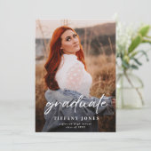 Modernes Graduate White Script 2 Foto Abschluss Ankündigung (Stehend Vorderseite)