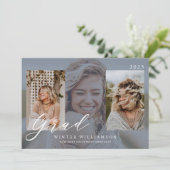 Modernes Grand Script Blue Overlay Grad Drei Foto Einladung (Stehend Vorderseite)