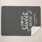 Modernes Grau Monogram Name Blanket Sherpadecke (Vorderseite (Horizontal))