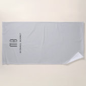 Modernes Grau Monogramm Strandtuch (Vorderseite)