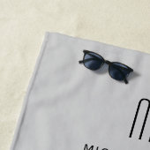 Modernes Grau Monogramm Strandtuch (Beispiel)