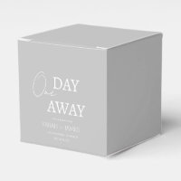 Modernes graues One Day Away Probe Dinner Party