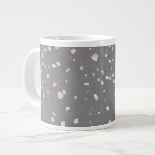 Modernes Gray Terrazzo Jumbo-Tasse (Vorderseite Links)