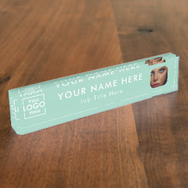 Modernes Green Business Logo und Foto Beruflich Namensplakette