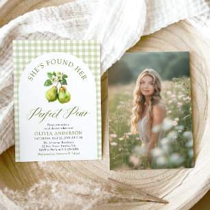 Modernes Green Gingham Perfect Pear Brautparty Einladung