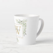 Modernes Greenery Gold Monogram Elegant Milchtasse (Rechte Ecke)