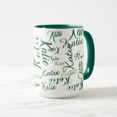 modernes Grün mit weißen handgeschriebenen Namen Tasse (VorderseiteRechts)
