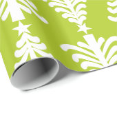 Modernes grünes und weißes Weihnachtsbaum-Muster Geschenkpapier (Rolleneckpunkt)