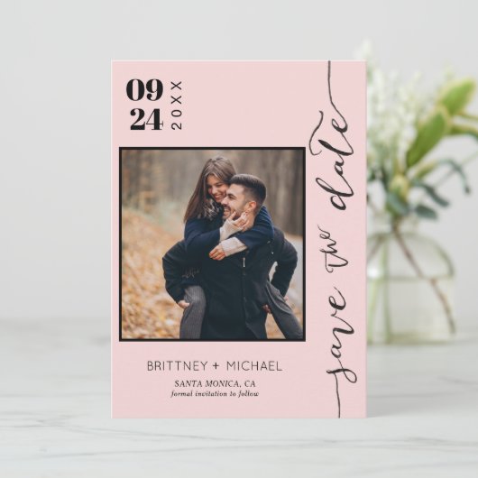 Modernes handgeschriebenes Foto Save the Date rot (Stehend Vorderseite)