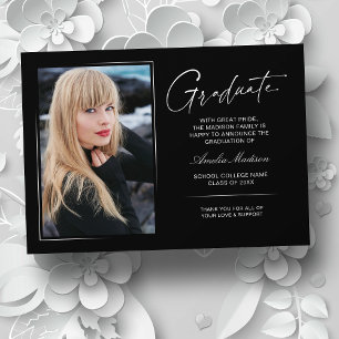 Modernes, handgeschriebenes Ink Script Graduate 2  Ankündigung