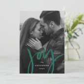 Modernes, handgeschriebenes Joy Green Foto Feiertagskarte (Stehend Vorderseite)