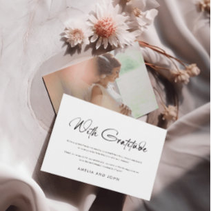 Modernes handgeschriebenes Skript-Schwarz-weißes F Dankeskarte