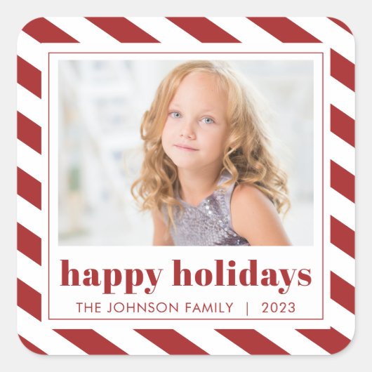 Modernes Happy Holidays Red White Stripe Foto Quadratischer Aufkleber (Vorderseite)