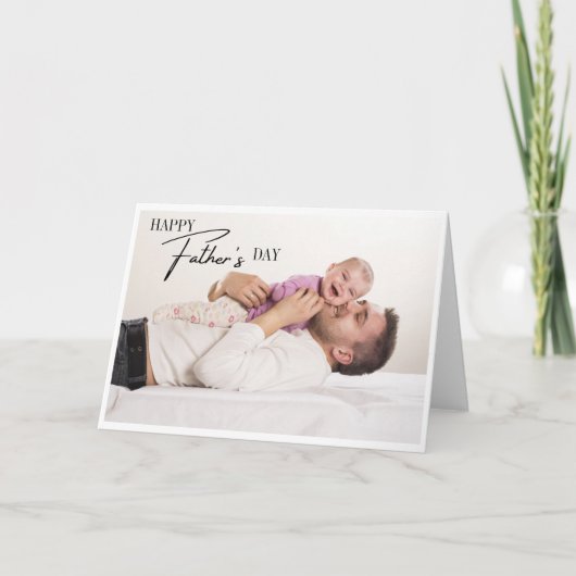 Modernes Happy Vatertag Script-Foto Karte (Vorderseite)