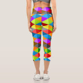 Modernes, hell funkelndes, buntes Dreiecksmuster Capri Leggings (Rückseite)