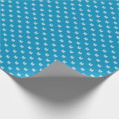 Modernes hellblau-weißes Muster Geschenkpapier (Ecke)
