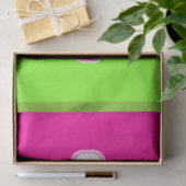 Modernes, helles Neonrosa grünes Monogramm Seidenpapier (Geschenk)