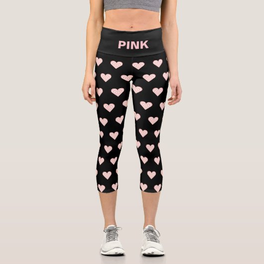 Modernes Herzmuster und bearbeitbarer rosa Text au Capri Leggings (Vorderseite)