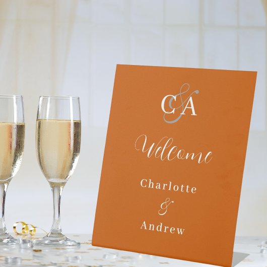 Modernes Hochzeitsgeschenk in Orangetönen Sockelschild