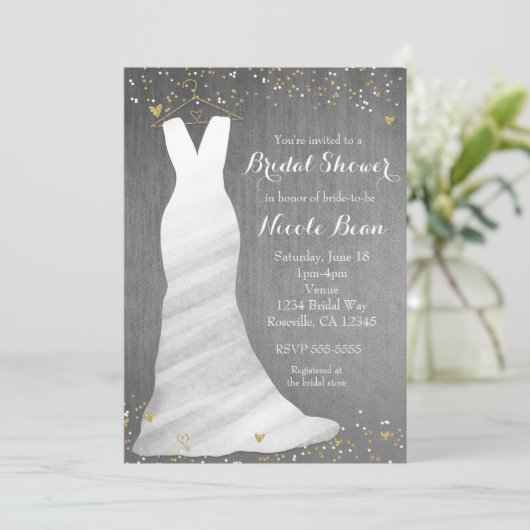 Modernes Hochzeitskleid Confetti Hearts Brautparty Einladung (Stehend Vorderseite)