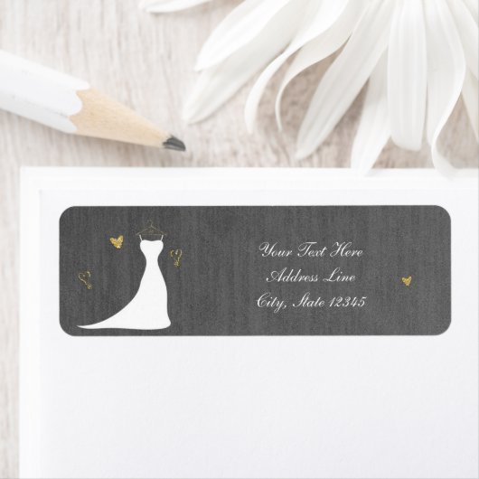 Modernes Hochzeitskleid & Gold Hearts Brautparty (Insitu)