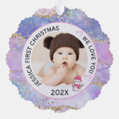 Modernes Holographic Baby Girl First Christmas Fot Ornament Karte (Rückseite)