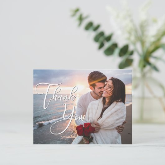 Modernes Honeymoon Wedding Foto Vielen Dank Postkarte (Stehend Vorderseite)