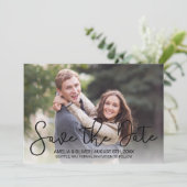 Modernes, horizontales Skript-Foto Save the Date (Stehend Vorderseite)