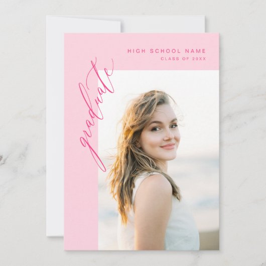 Modernes Hot Pink Foto Abschluss Graduate Ankündigung (Vorderseite)