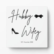 Modernes Hubby & Wifey Name Zeichen - Est. Date